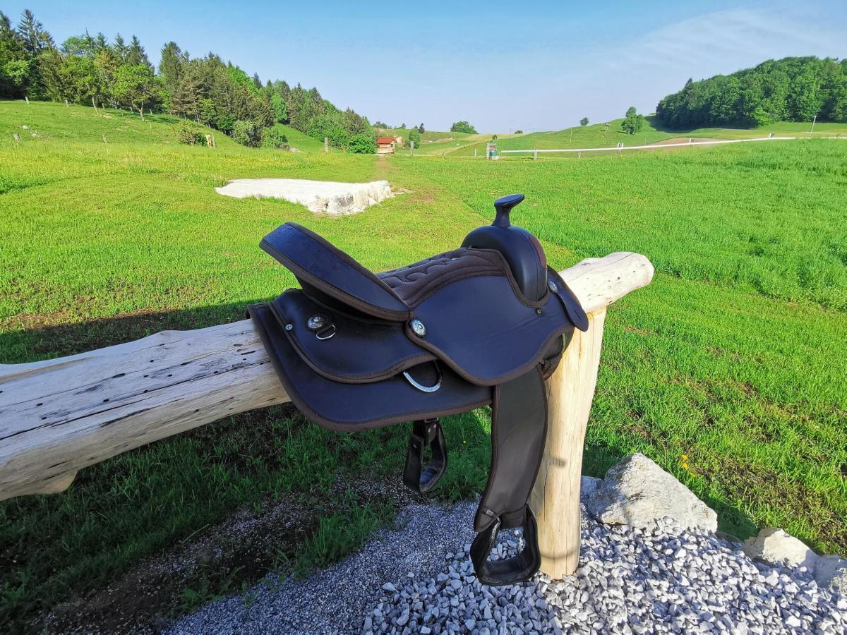 فندق Cowboy'S Land Visnja Gora المظهر الخارجي الصورة