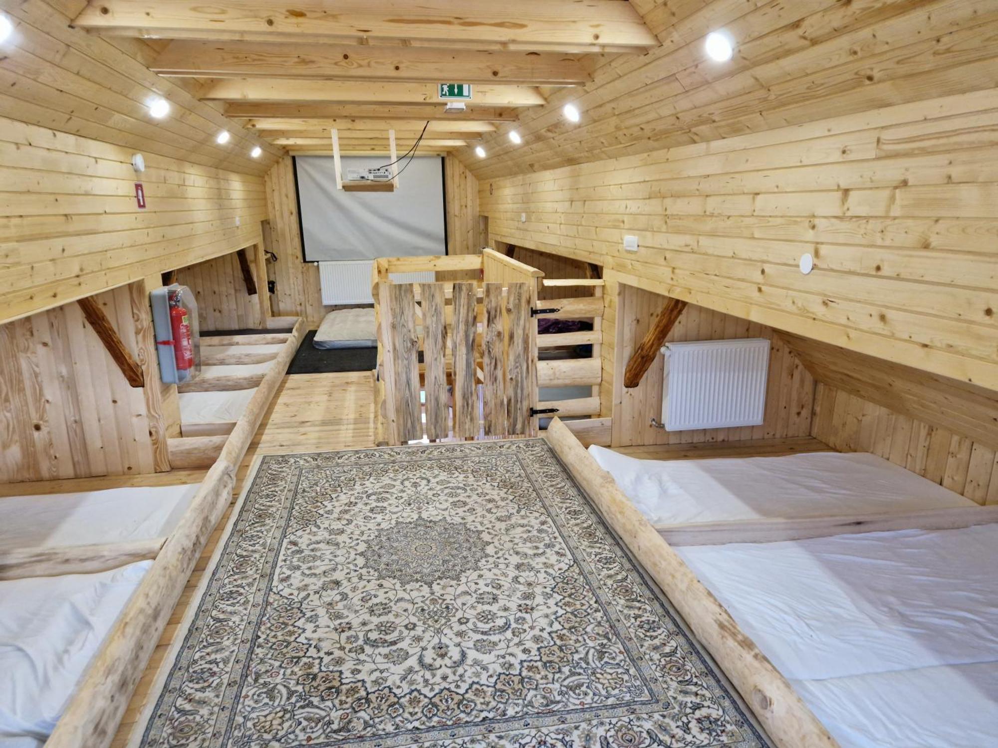 فندق Cowboy'S Land Visnja Gora المظهر الخارجي الصورة